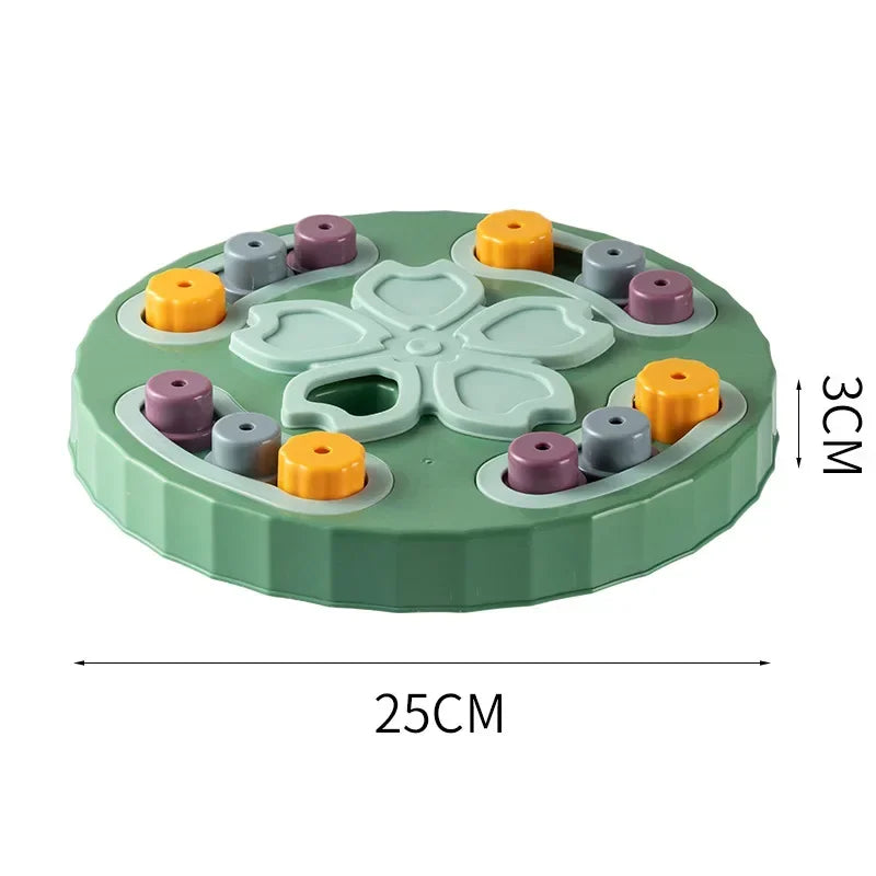 Safe and stimulating slow feeder for dogs and cats