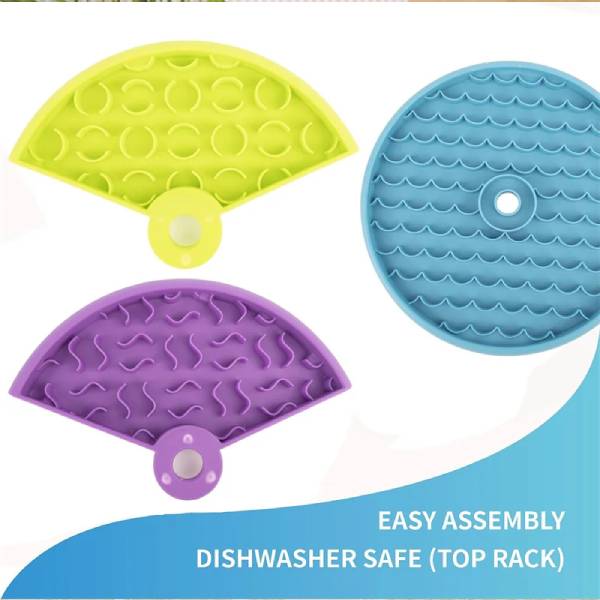 Easy to assemble and clean dog feeder