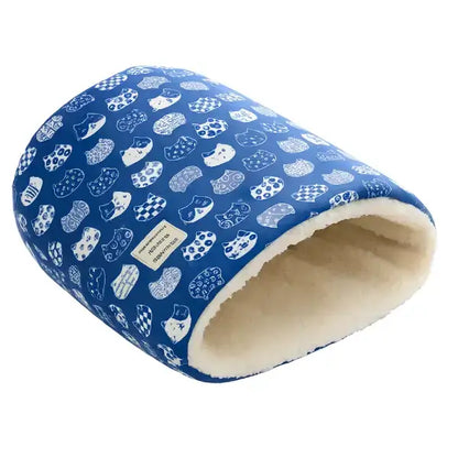 Cozy patterned blue cat sleeping bag for small pets