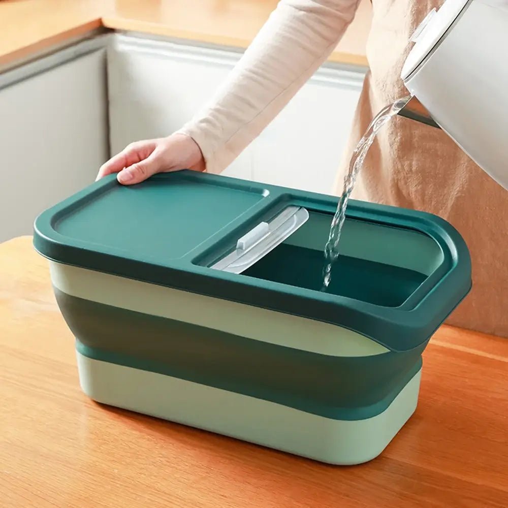 Dog Food Going Stale? Try Our Airtight Collapsible Container - Pet Store ED