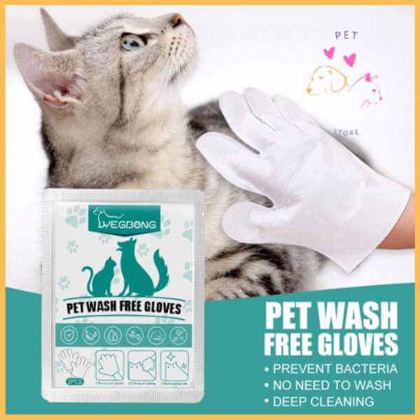 Disposable pet wash gloves cleaning a cat with product packaging and features visible.
