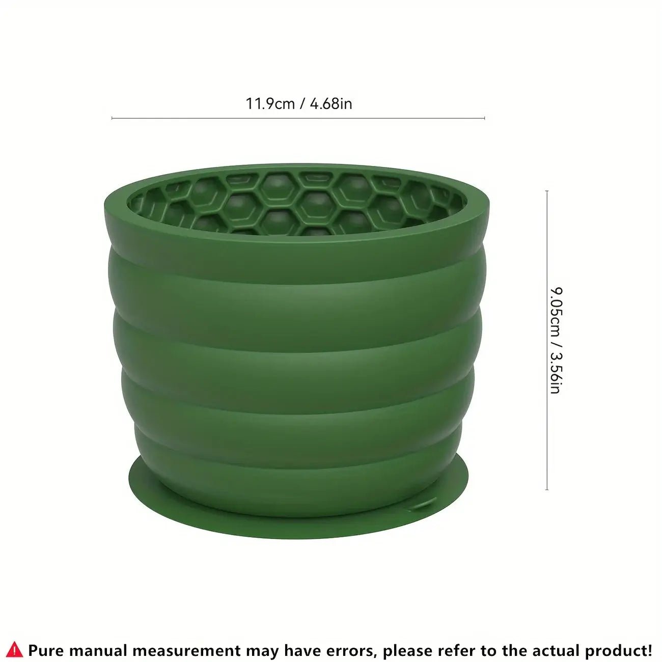 SnugBowl large size green dog bowl measuring 11.9cm diameter and 9.05cm height
